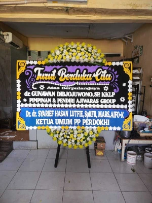 Papan Bunga di Kali Anyar
